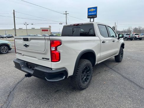 New 2026 Chevrolet Silverado 1500 ZR2 w/ Dark Appearance Package image 3