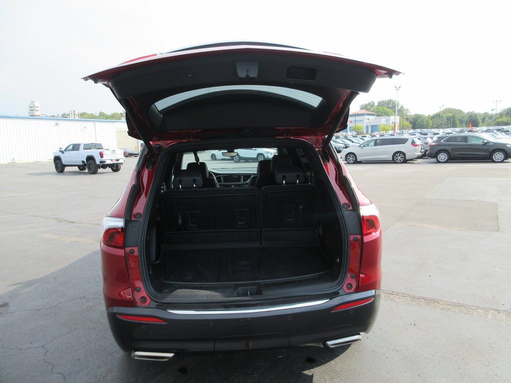 Certified 2023 Buick Enclave Essence FWD image 8