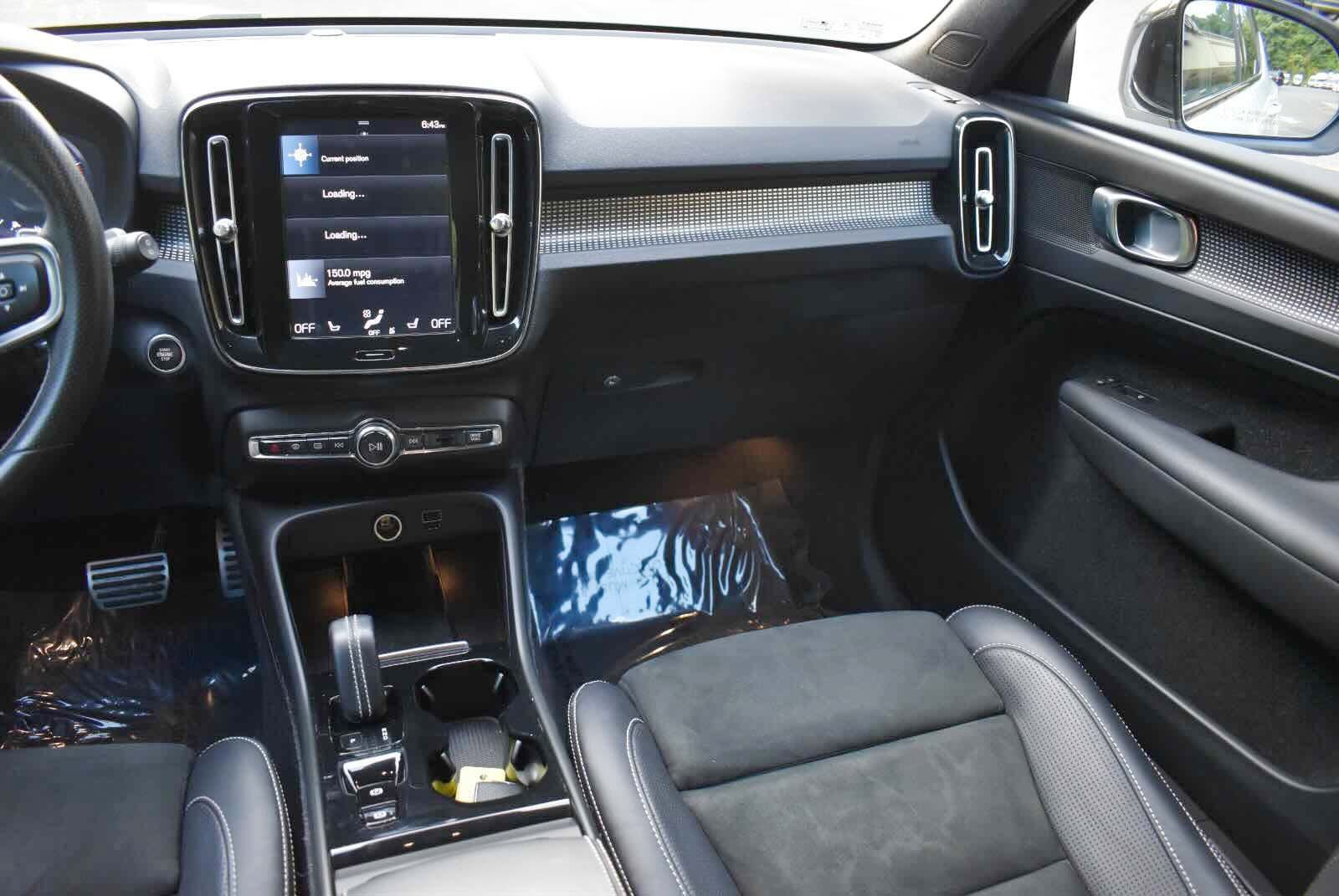 Used 2019 Volvo XC40 T5 R-Design AWD/4WD image 15