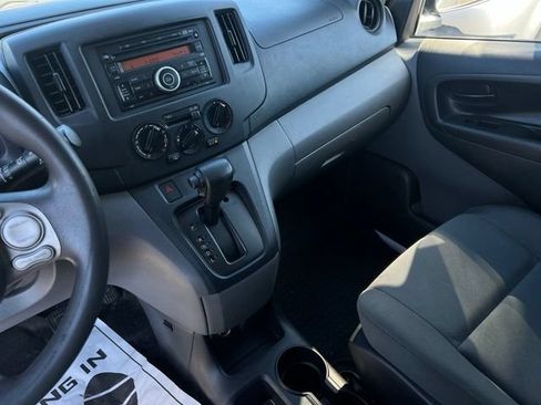 Used 2017 Chevrolet City Express LS FWD image 23