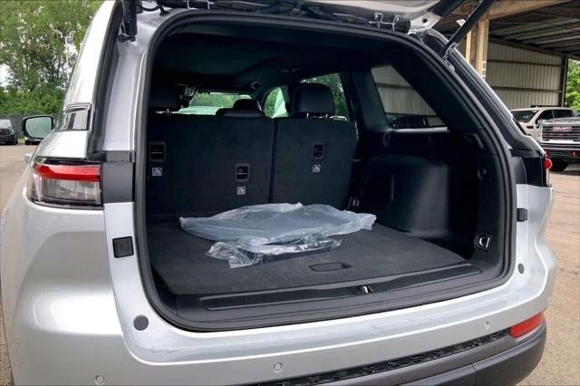New 2026 Jeep Grand Cherokee Limited AWD/4WD image 19