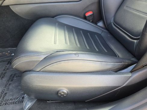 Used 2022 Mercedes-Benz C 300 Sedan w/ AMG Line w/ Night Package image 13