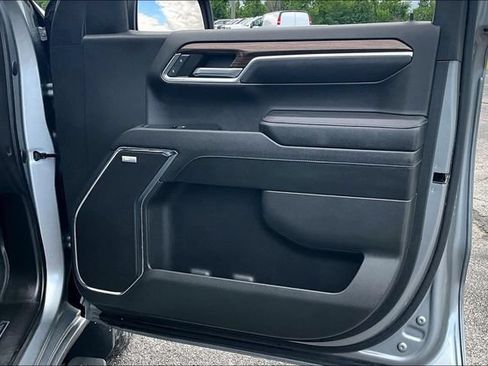 Used 2023 Chevrolet Silverado 1500 RST w/ Convenience Package II AWD/4WD image 29