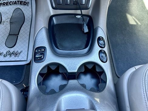 Used 2006 Toyota Sequoia Limited image 23