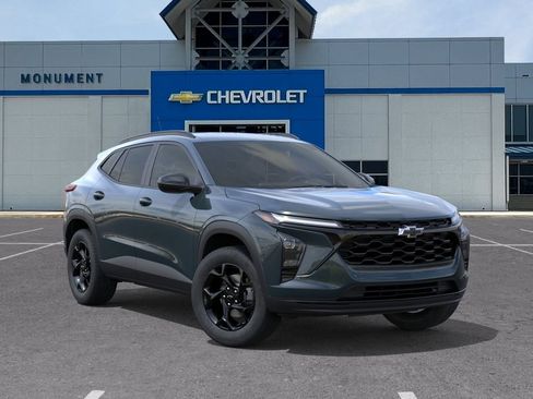 New 2026 Chevrolet Trax LT w/ Driver Confidence Package FWD image 7