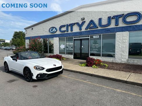 Used 2019 FIAT 124 Spider Abarth w/ Convenience Group RWD image 1