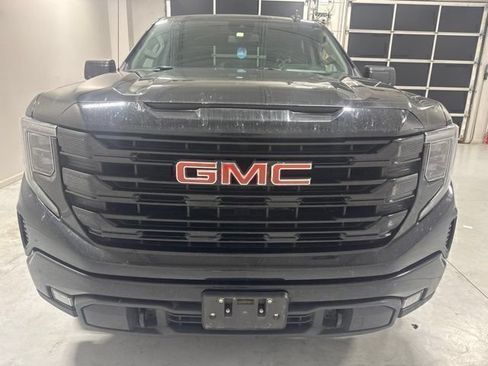 Used 2023 GMC Sierra 1500 Elevation AWD/4WD image 3