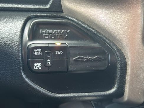 Used 2019 RAM 2500 Laramie image 26