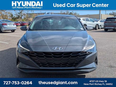 Used 2023 Hyundai Elantra SEL image 8