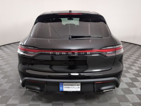 Certified 2025 Porsche Macan AWD/4WD image 7