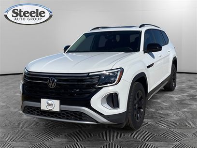 New 2025 Volkswagen Atlas Peak Edition SE