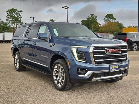 New 2026 GMC Yukon XL Elevation AWD/4WD image 3
