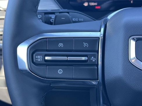 New 2026 GMC Acadia Elevation image 13