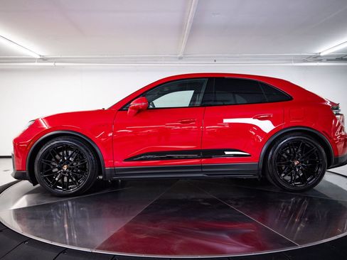 New 2026 Porsche Macan GTS Electric AWD/4WD image 2