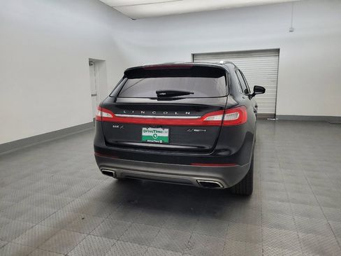 Used 2016 Lincoln MKX Reserve FWD image 7