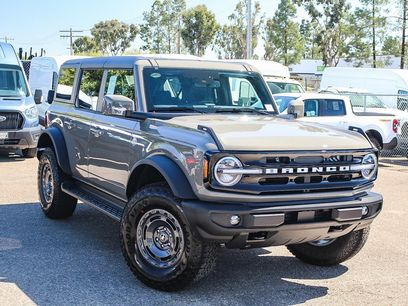 New 2025 Ford Bronco Outer Banks
