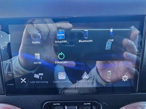 Used 2018 Jeep Wrangler Unlimited Sahara image 20