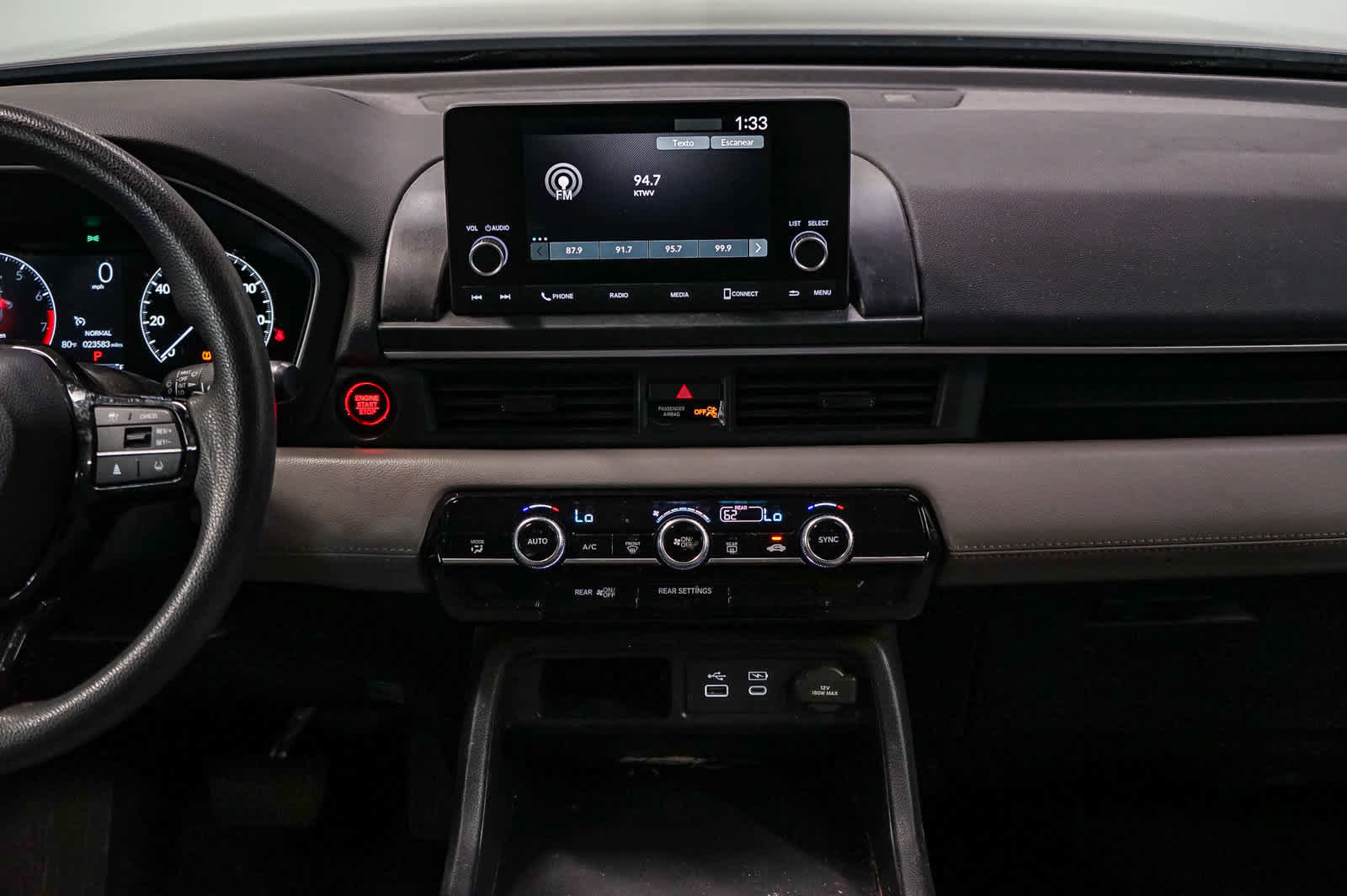 Used 2023 Honda Pilot LX image 13