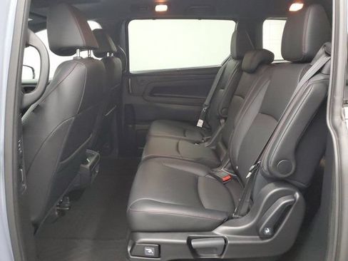 Certified 2024 Honda Odyssey Sport image 12