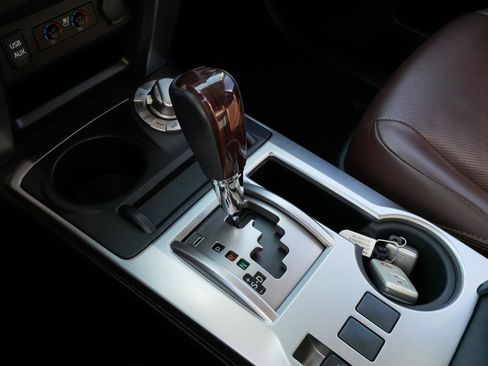 Used 2018 Toyota 4Runner Limited image 24