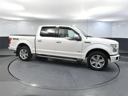 Used 2017 Ford F150 Platinum w/ Equipment Group 701A Luxury AWD/4WD image 3