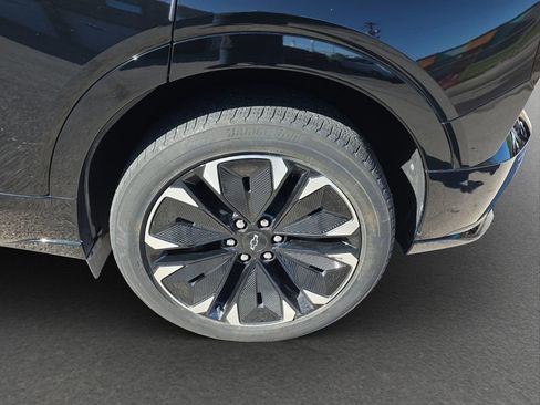 Used 2024 Chevrolet Blazer EV RS AWD/4WD image 5