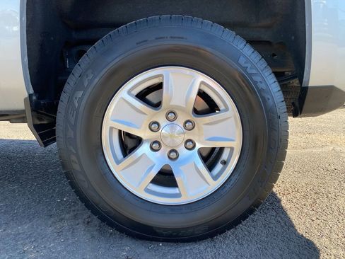 Used 2017 Chevrolet Silverado 1500 LT w/ All Star Edition image 19