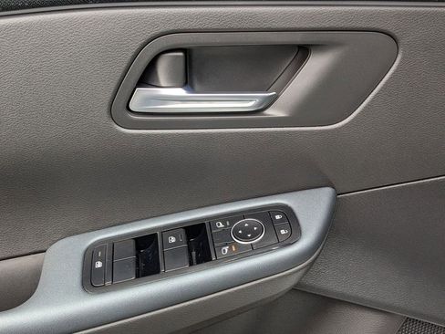 New 2026 Nissan Leaf SV+ w/ Floor Mat Package (SV+) image 12