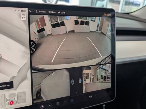 Used 2023 Tesla Model 3 Standard Range RWD image 19