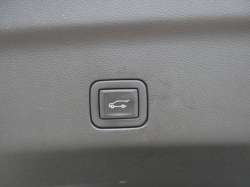 Used 2023 Chevrolet Tahoe RST w/ Luxury Package image 31