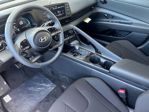 New 2026 Hyundai Elantra SEL Sport Premium w/ Cargo Package FWD image 10