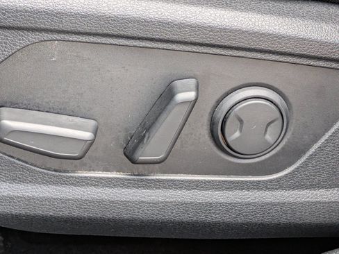 Certified 2023 Kia Sportage EX FWD image 17