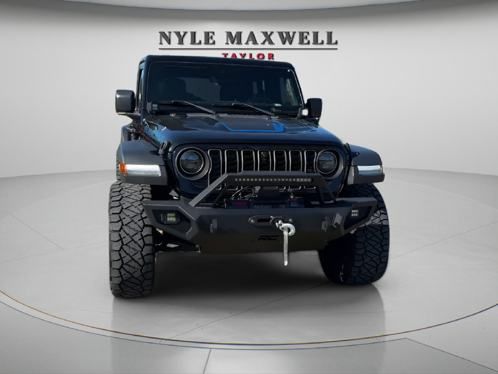 Used 2024 Jeep Wrangler Unlimited Rubicon 4xe w/ Technology Group AWD/4WD image 2