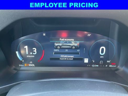New 2026 Ford Explorer Active w/ Active Comfort Package AWD/4WD image 2
