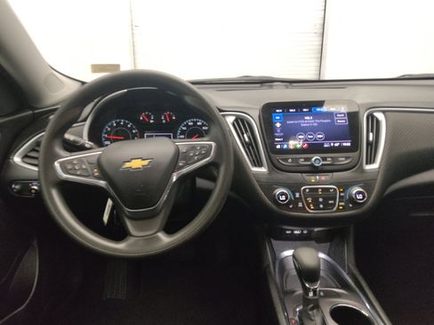 Used 2023 Chevrolet Malibu LT FWD image 22