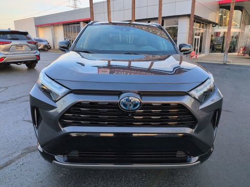 Used 2023 Toyota RAV4 XSE image 8