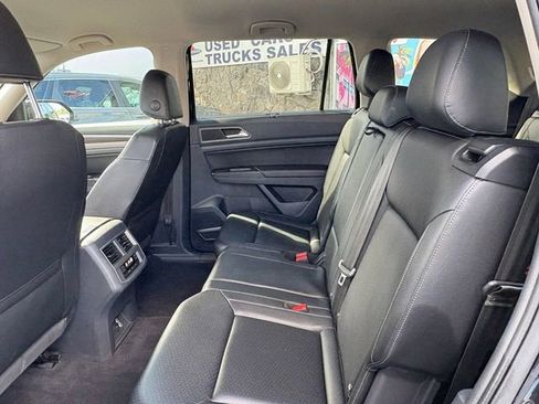 Used 2019 Volkswagen Atlas SE image 16