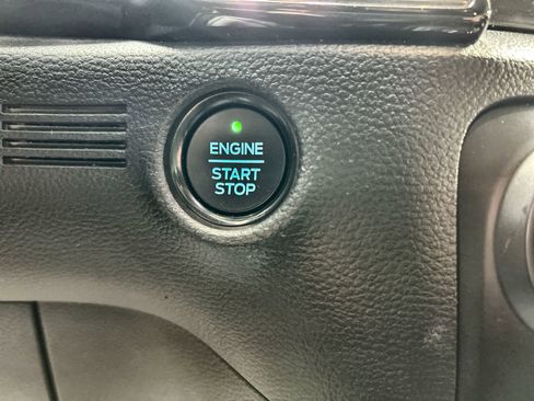 Used 2022 Ford Ranger Lariat w/ Equipment Group 501A High image 18