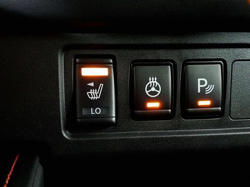 Used 2025 Nissan Frontier PRO-4X w/ Pro Convenience Package AWD/4WD image 15