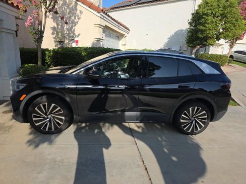 Used 2023 Volkswagen ID.4 Pro S Plus AWD/4WD image 8