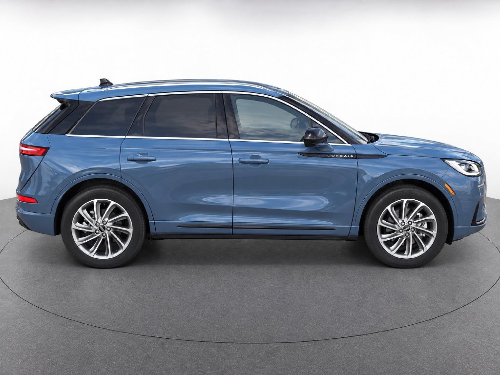 Used 2023 Lincoln Corsair Grand Touring AWD/4WD image 7