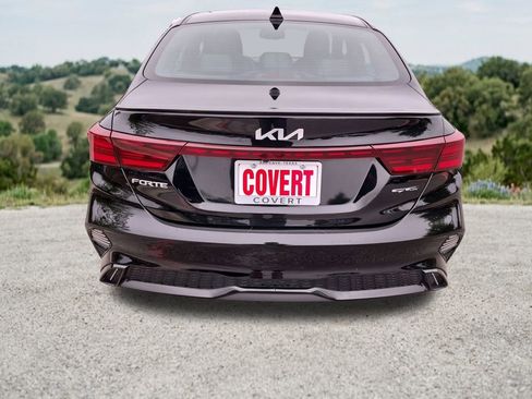 Used 2023 Kia Forte GT-Line w/ GT-Line Premium Package FWD image 9