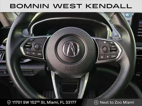 Used 2025 Acura MDX FWD image 11