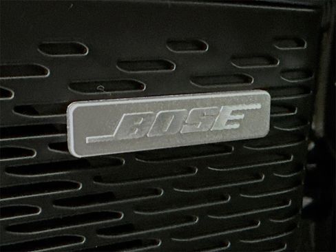 Used 2025 GMC Acadia Elevation image 19