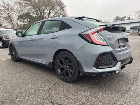 Used 2019 Honda Civic Sport Touring image 8