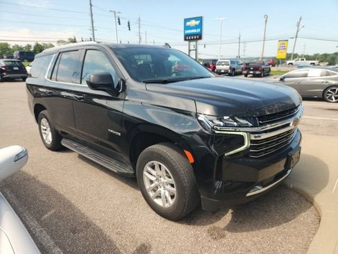 Used 2024 Chevrolet Tahoe LT AWD/4WD image 1