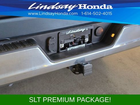 Used 2019 GMC Sierra 1500 SLT w/ SLT Premium Package AWD/4WD image 7
