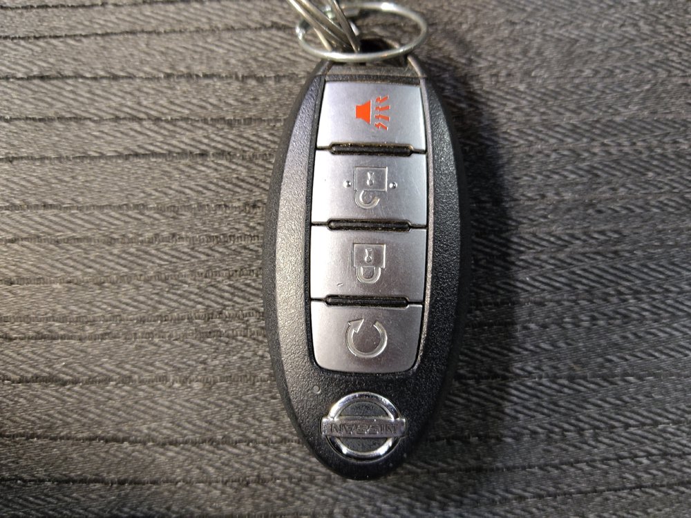 Used 2021 Nissan Rogue SV FWD image 32