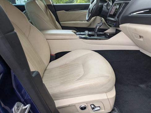 Certified 2022 Maserati Levante Modena AWD/4WD image 31