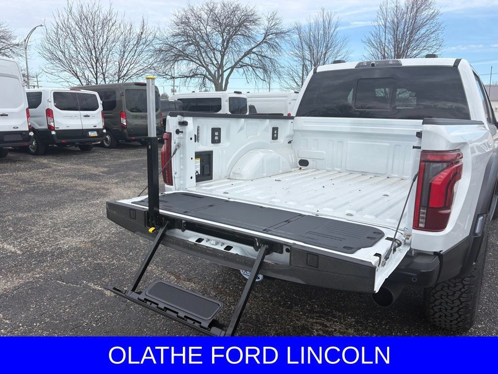 New 2025 Ford F150 Raptor AWD/4WD image 18